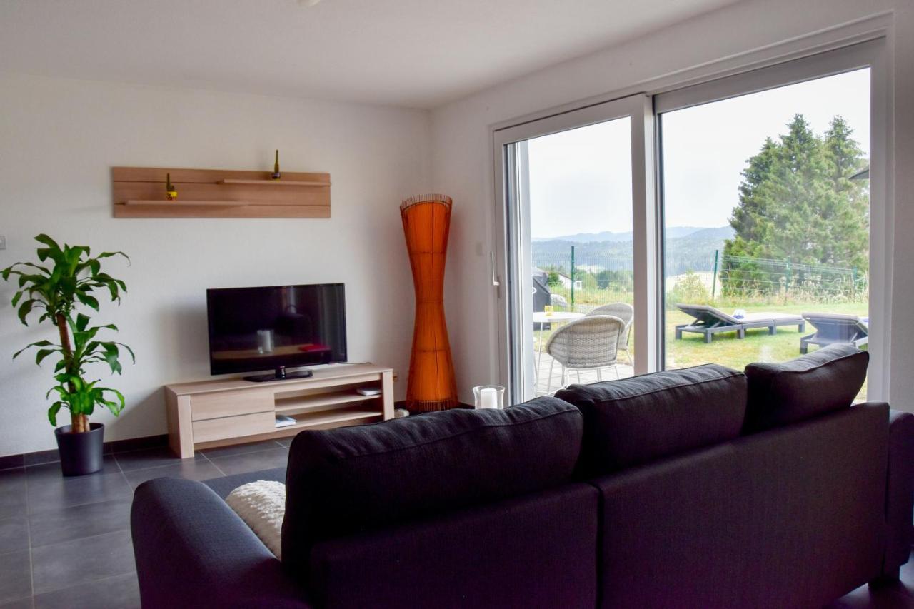 Chez Julia Apartment Tramelan Luaran gambar